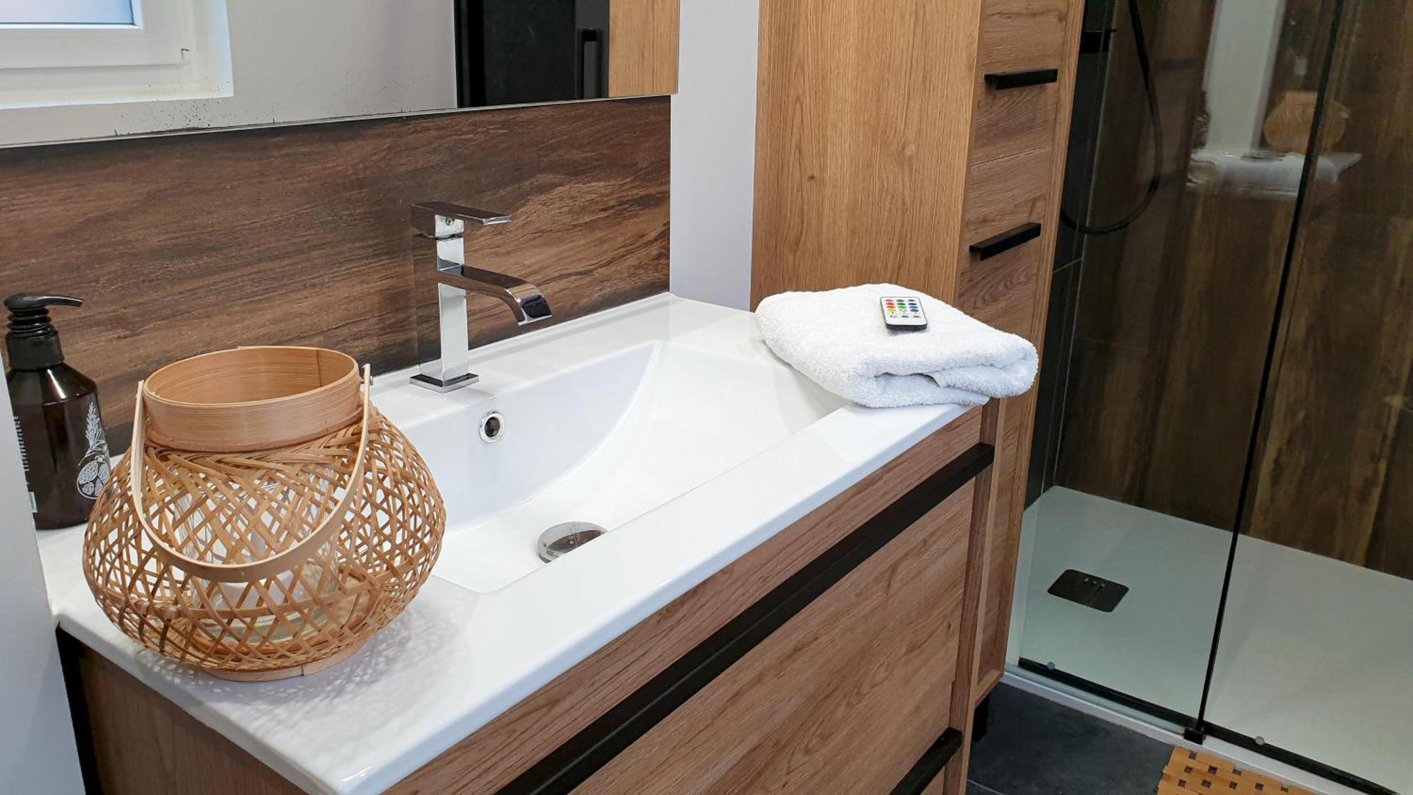 Awoingt Gary Suite - Studio Cosy, Spa Et Jardin Privatif A 4 Min De Cambrai מראה חיצוני תמונה