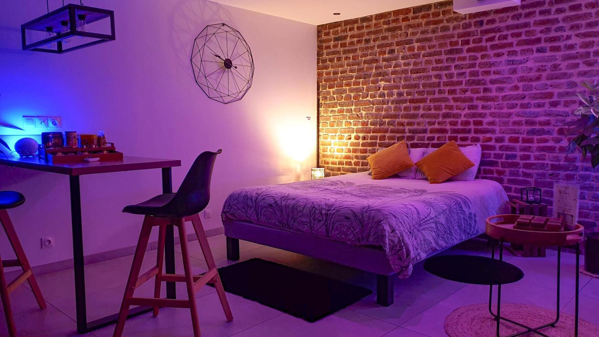 Awoingt Gary Suite - Studio Cosy, Spa Et Jardin Privatif A 4 Min De Cambrai מראה חיצוני תמונה